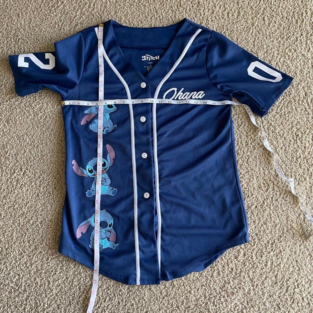 Disney Women's Blue and Navy Shirt